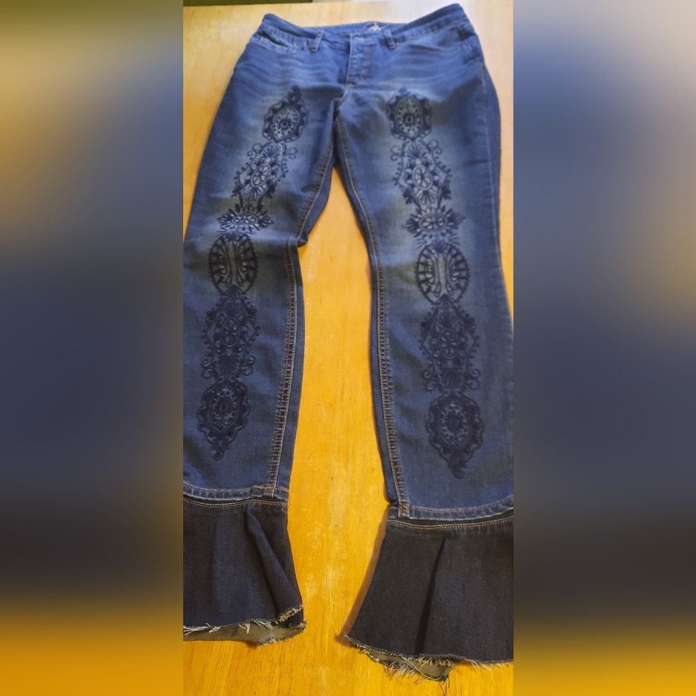 Unique Boho Blue Straight Leg Jeans with Elegant Embroidery